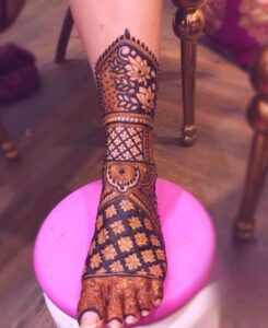 Leg Mehandi Design