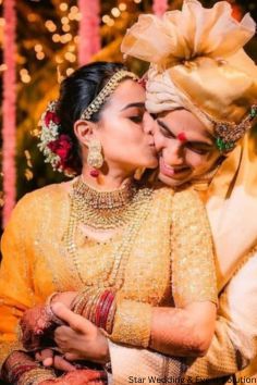 romantic wedding couple poses