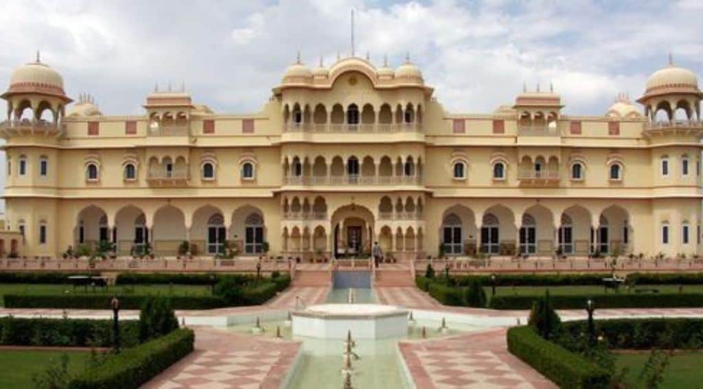 Chomu Palace